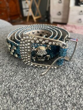 Rue21 Teal Glitter Skull & Rhinestone Belt